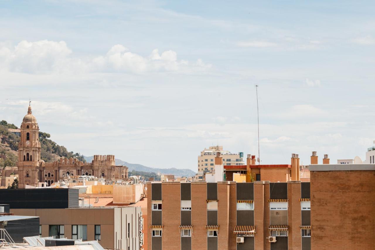 In The Historic Center Of Malaga, Very Close To The Beach And The Ave Train Station, With Private Parking Exterior foto