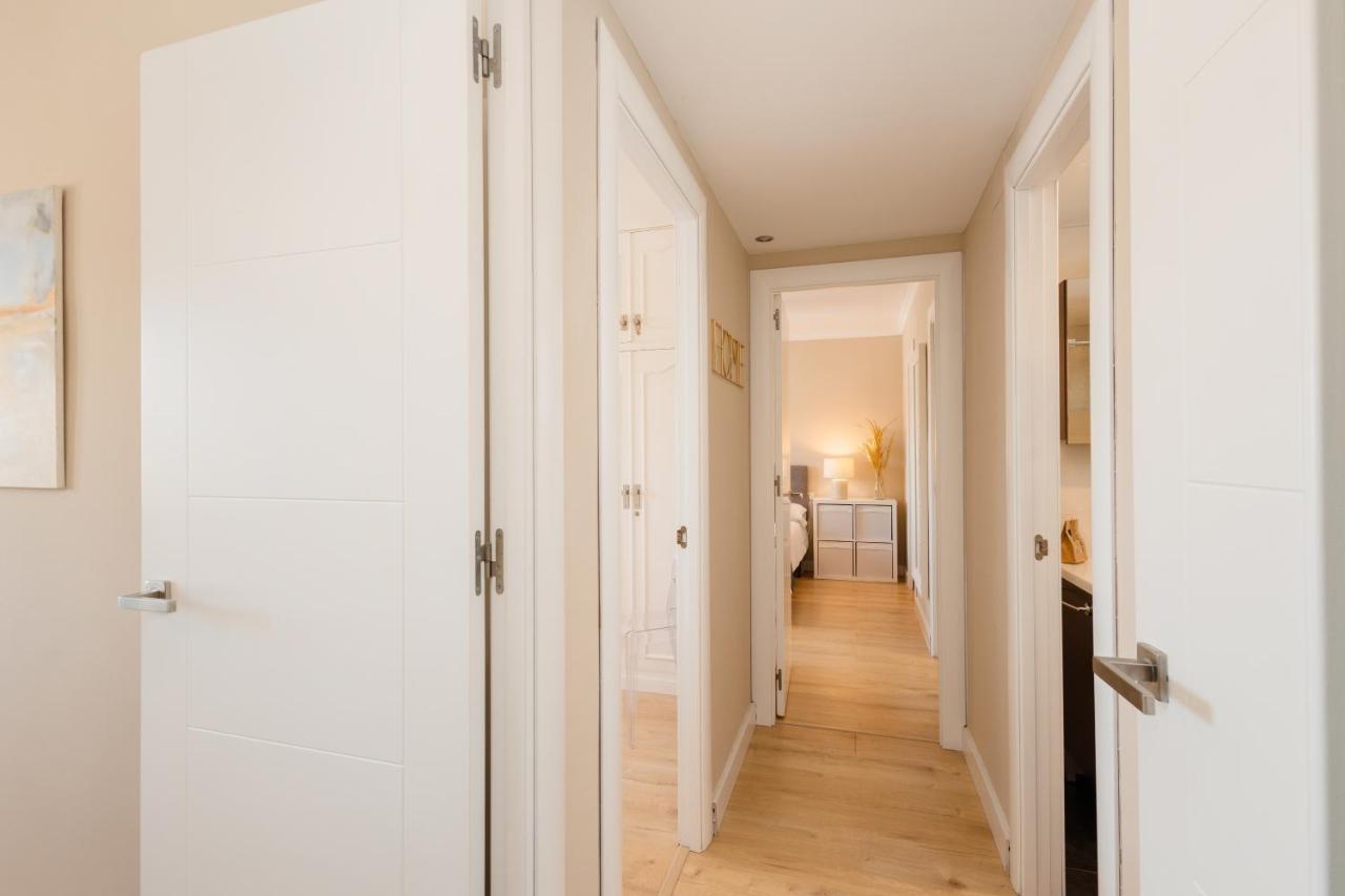 In The Historic Center Of Malaga, Very Close To The Beach And The Ave Train Station, With Private Parking Exterior foto