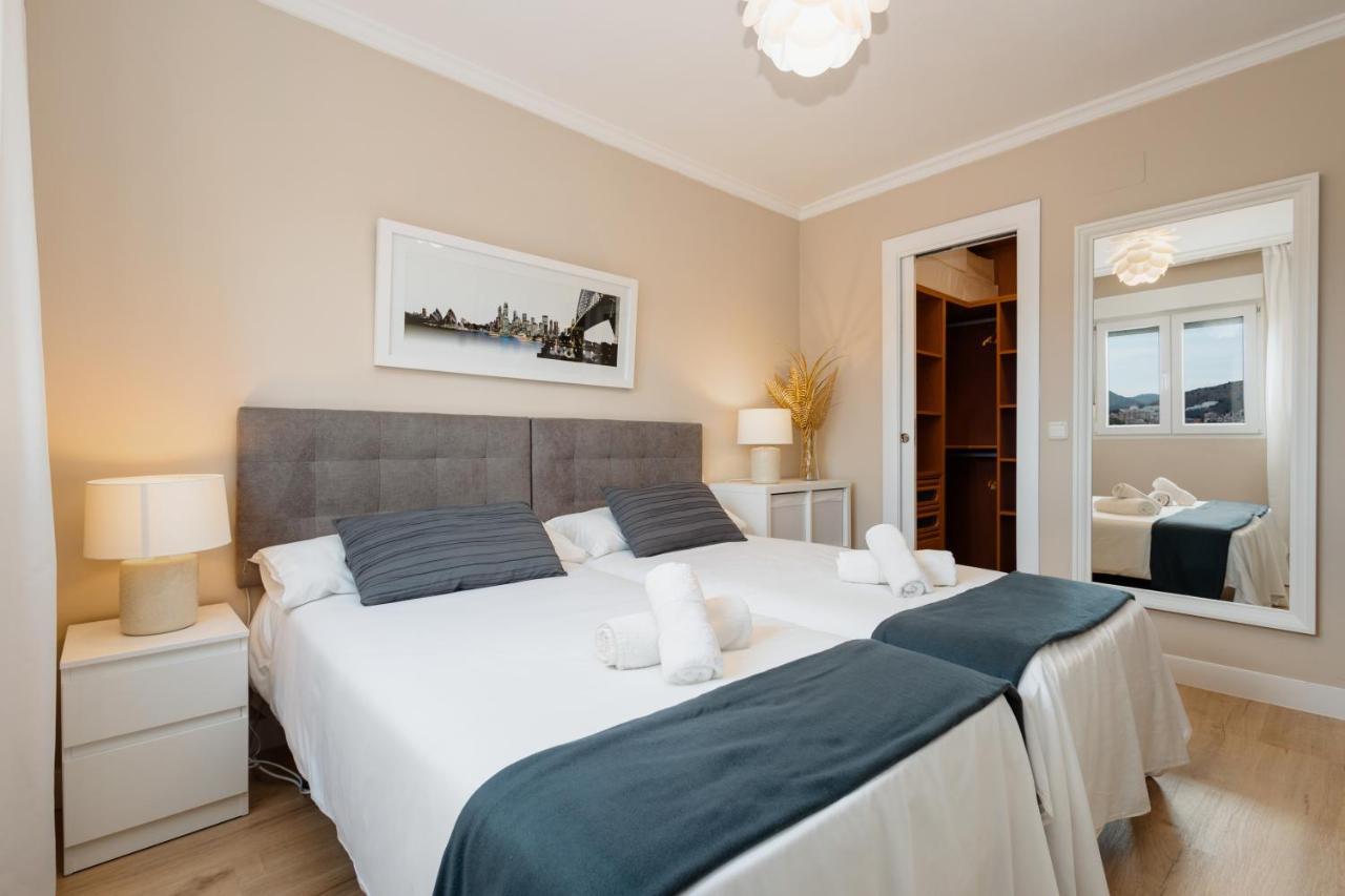 In The Historic Center Of Malaga, Very Close To The Beach And The Ave Train Station, With Private Parking Exterior foto